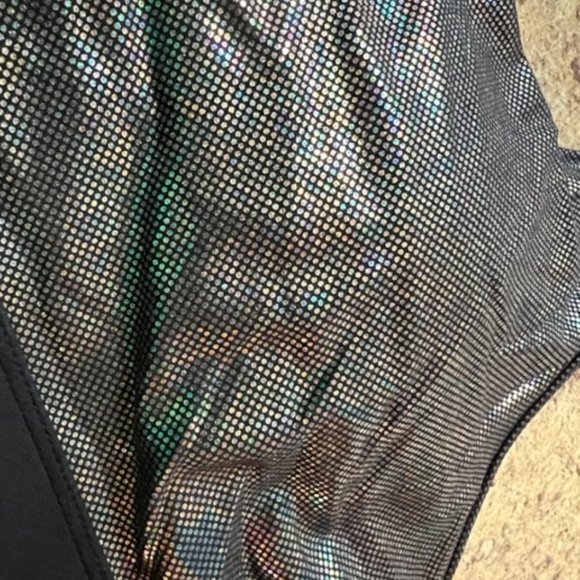 Zyia Disco Luxe Sports Bra - Picture 2 of 4